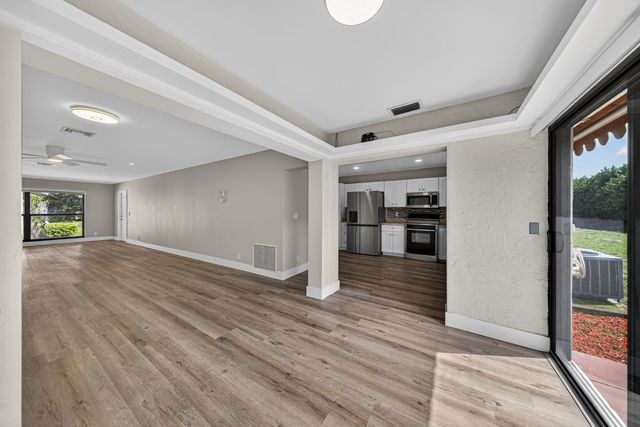 4867 Hawkwood Road, Boynton Beach, FL 33436