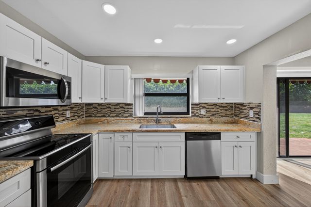 4867 Hawkwood Road, Boynton Beach, FL 33436