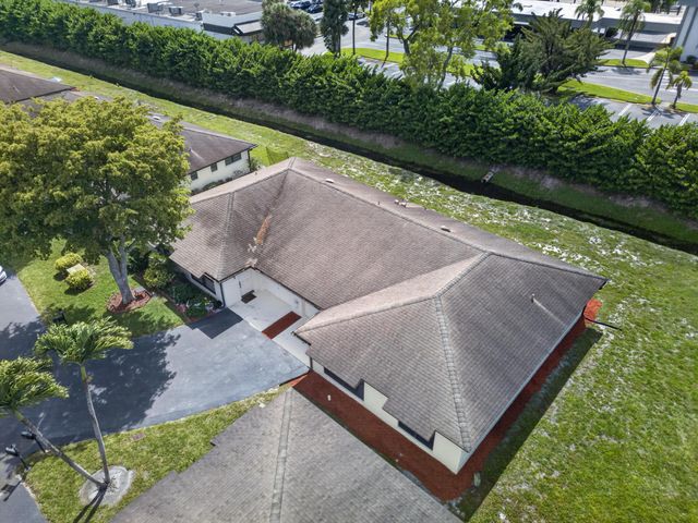 4867 Hawkwood Road, Boynton Beach, FL 33436