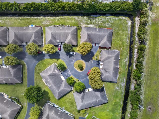 4867 Hawkwood Road, Boynton Beach, FL 33436