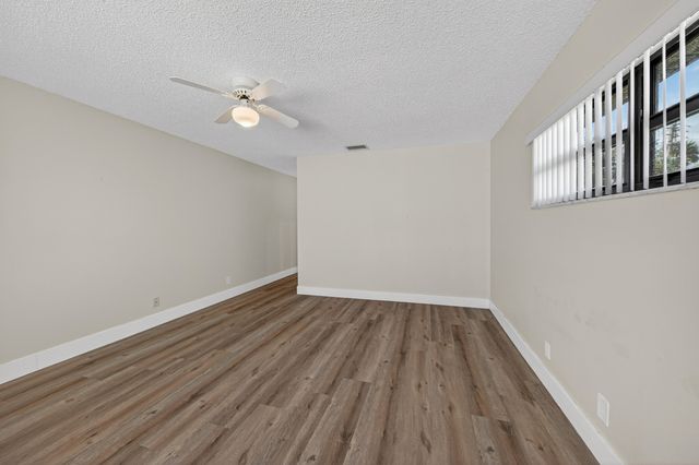 4867 Hawkwood Road, Boynton Beach, FL 33436