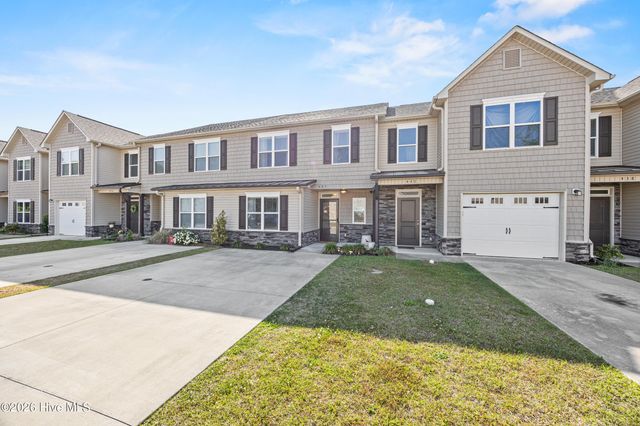 442 Sullivan Loop Road, Midway Park, NC 28544