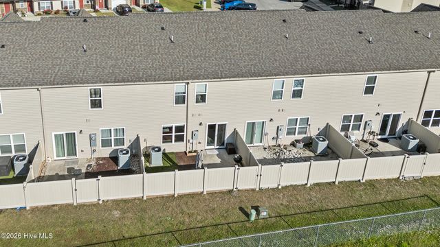 442 Sullivan Loop Road, Midway Park, NC 28544