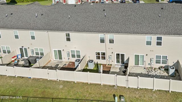 442 Sullivan Loop Road, Midway Park, NC 28544