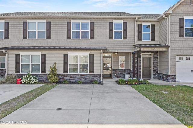 442 Sullivan Loop Road, Midway Park, NC 28544