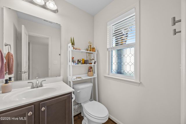 442 Sullivan Loop Road, Midway Park, NC 28544