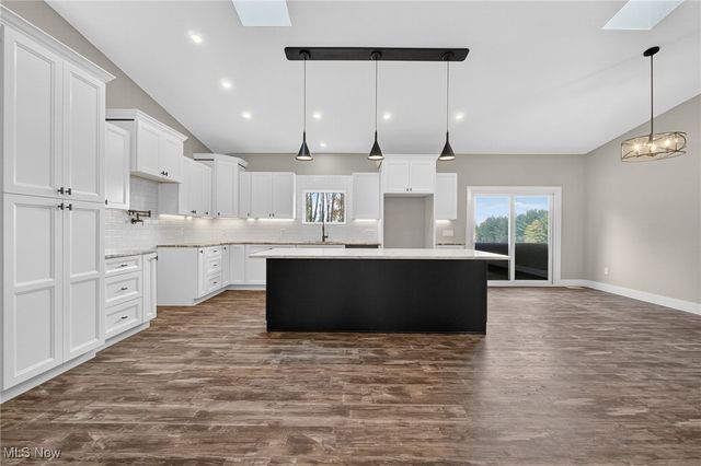 12005 Auburn Road, Chardon, OH 44024