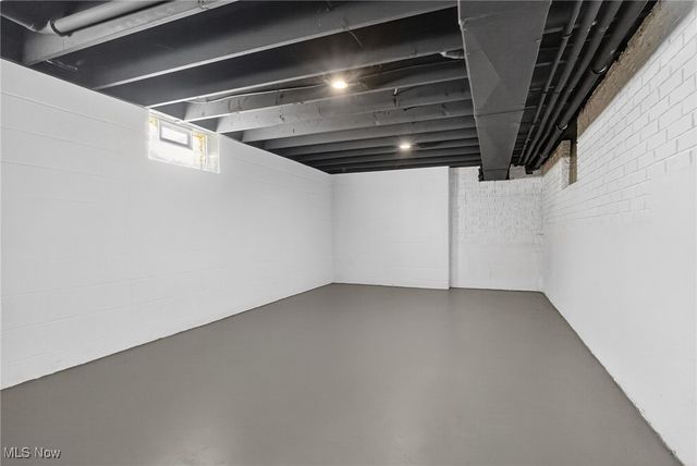 12005 Auburn Road, Chardon, OH 44024