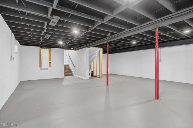 12005 Auburn Road, Chardon, OH 44024