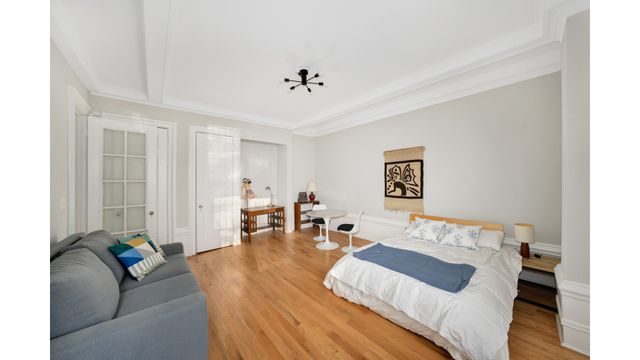 210 Riverside Dr Apt 1A, New York City, NY 10025