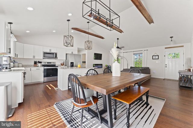 3731 BREAKNOCK RD, Bumpass, VA 23024