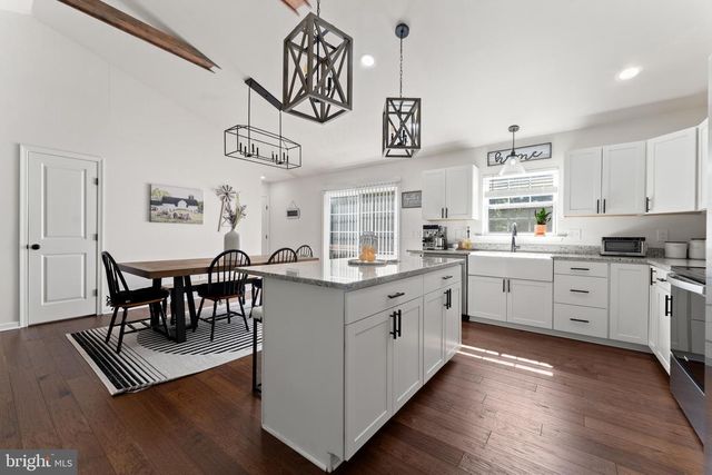 3731 BREAKNOCK RD, Bumpass, VA 23024