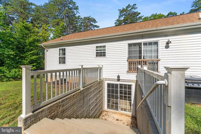 3731 BREAKNOCK RD, Bumpass, VA 23024