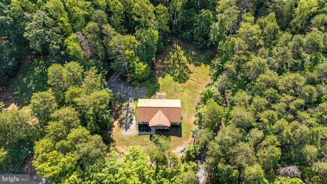 3731 BREAKNOCK RD, Bumpass, VA 23024