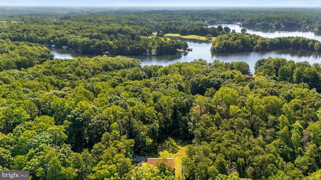 3731 BREAKNOCK RD, Bumpass, VA 23024