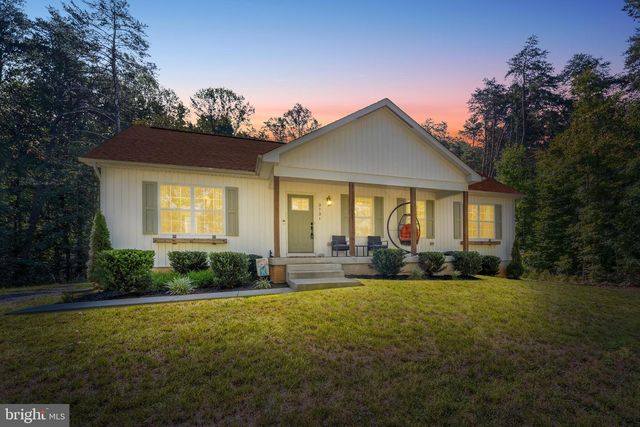 3731 BREAKNOCK RD, Bumpass, VA 23024