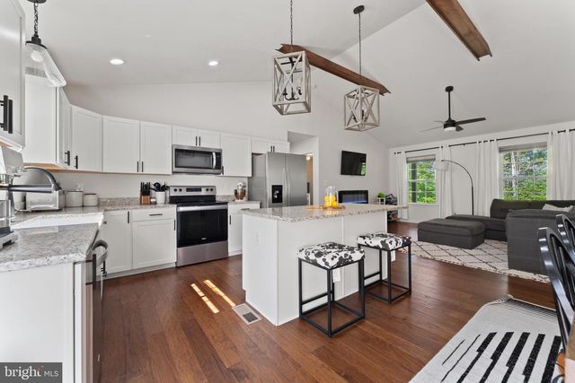 3731 BREAKNOCK RD, Bumpass, VA 23024