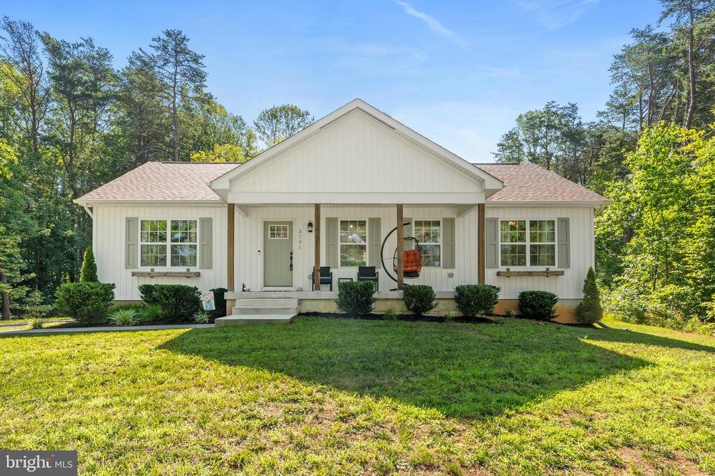 3731 BREAKNOCK RD, Bumpass, VA 23024