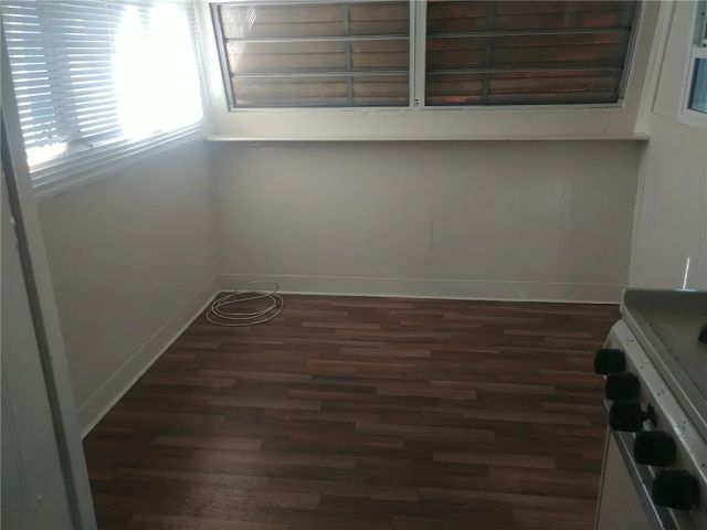 2150 E 87, Los Angeles, CA 90002