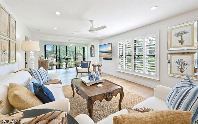 3105 Riviera DR A-201, Naples, FL 34103