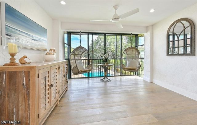 3105 Riviera DR A-201, Naples, FL 34103