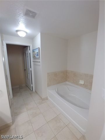 20140 Estero Gardens CIR 204, Estero, FL 33928