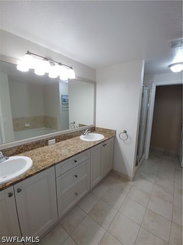 20140 Estero Gardens CIR 204, Estero, FL 33928