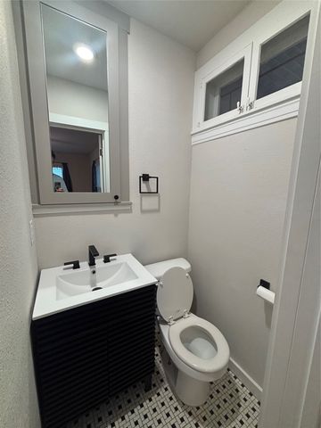 3241 Odessa Avenue, Fort Worth, TX 76109