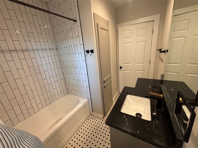 3241 Odessa Avenue, Fort Worth, TX 76109