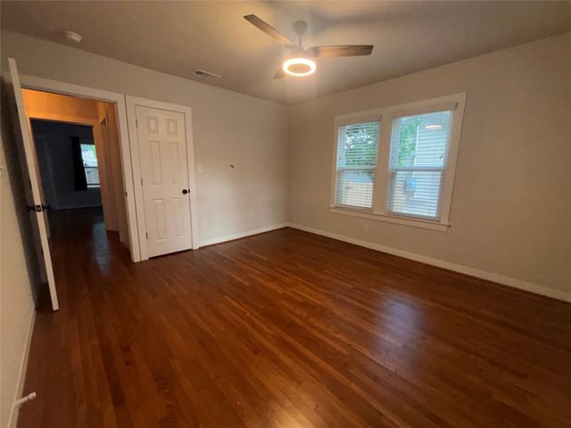3241 Odessa Avenue, Fort Worth, TX 76109