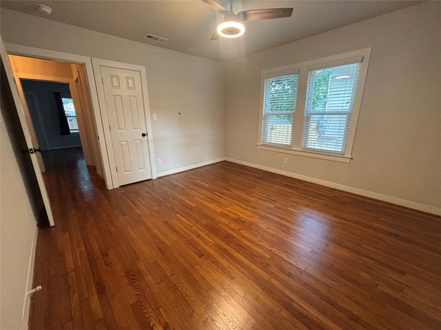 3241 Odessa Avenue, Fort Worth, TX 76109