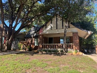 3241 Odessa Avenue, Fort Worth, TX 76109