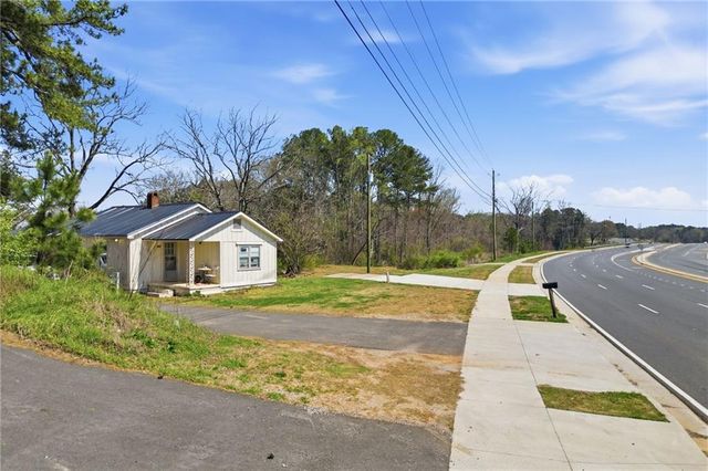 3823 Cumming Highway, Canton, GA 30115