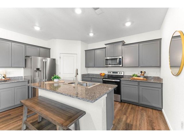 6087 Holstein Dr, Fort Collins, CO 80528
