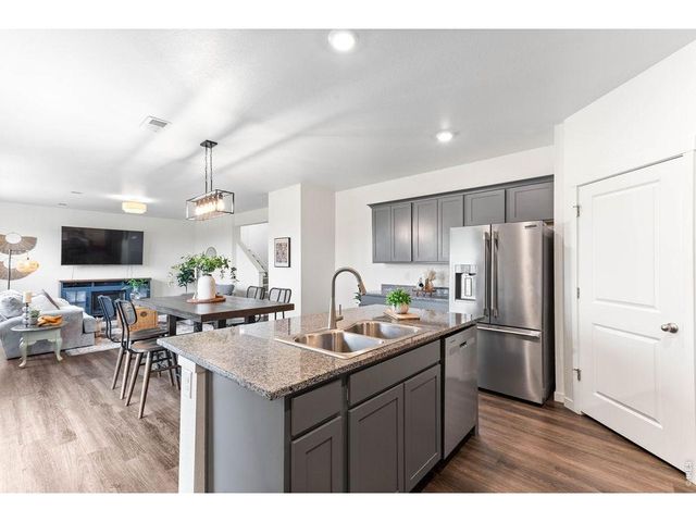 6087 Holstein Dr, Fort Collins, CO 80528