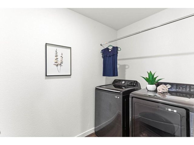 6087 Holstein Dr, Fort Collins, CO 80528