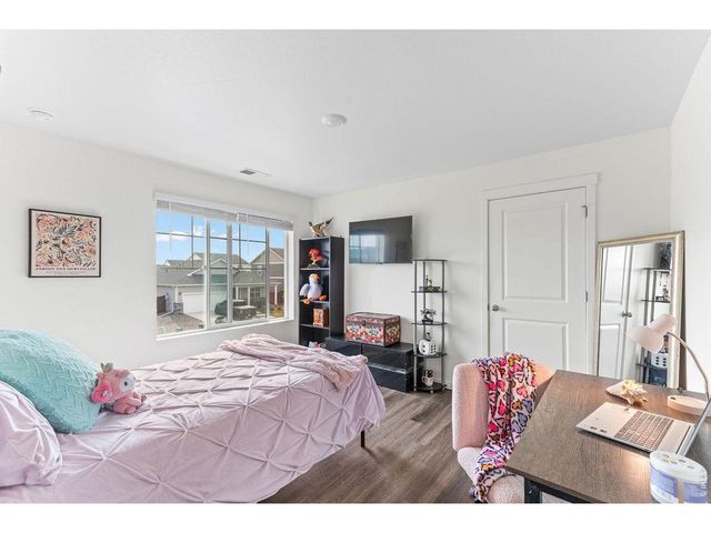 6087 Holstein Dr, Fort Collins, CO 80528