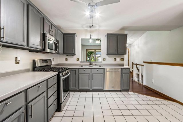 6 Buhler Court, Madison, WI 53704