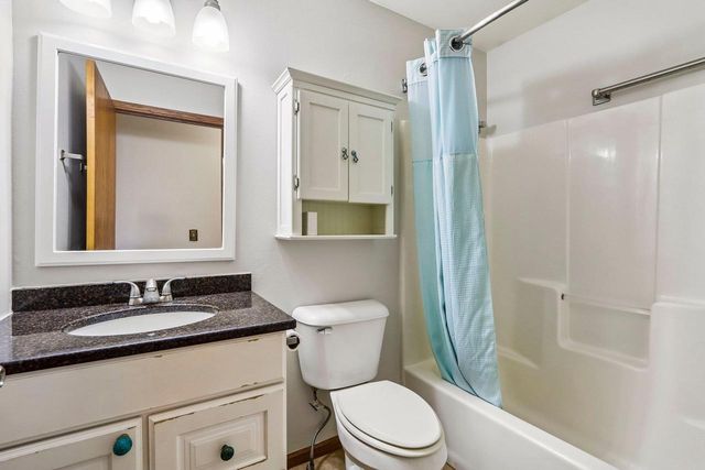 6 Buhler Court, Madison, WI 53704