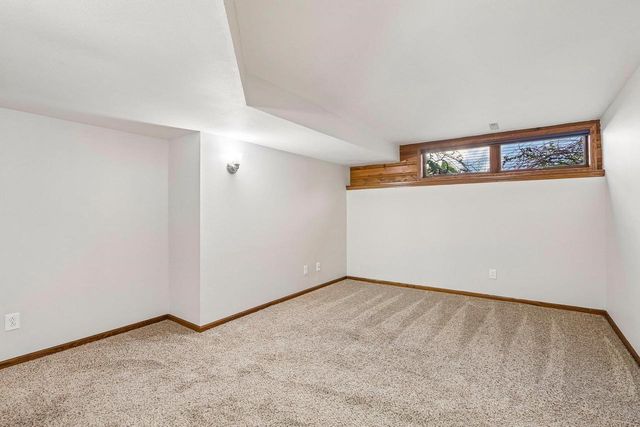 6 Buhler Court, Madison, WI 53704