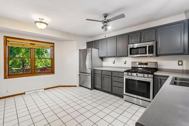 6 Buhler Court, Madison, WI 53704