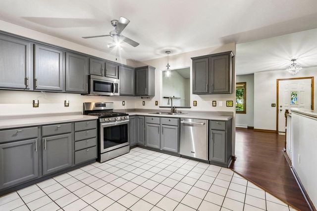 6 Buhler Court, Madison, WI 53704