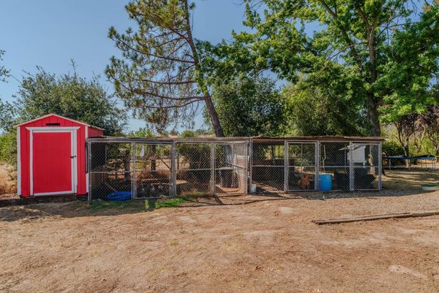 9680 Warren Rd, Valley Springs, CA 95252