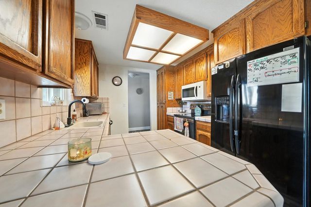 9680 Warren Rd, Valley Springs, CA 95252