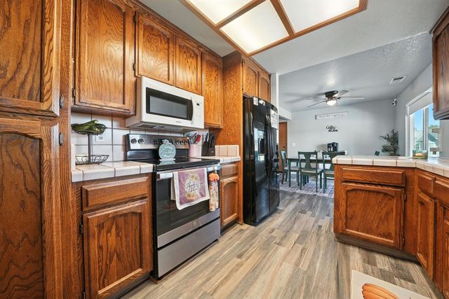 9680 Warren Rd, Valley Springs, CA 95252