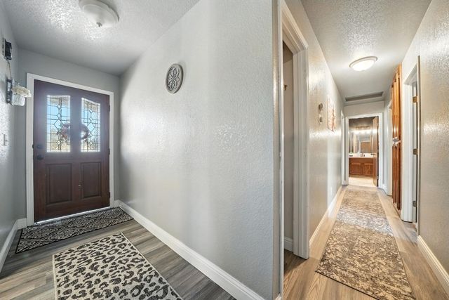 9680 Warren Rd, Valley Springs, CA 95252