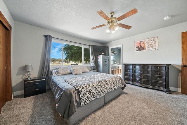 9680 Warren Rd, Valley Springs, CA 95252