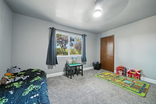 9680 Warren Rd, Valley Springs, CA 95252