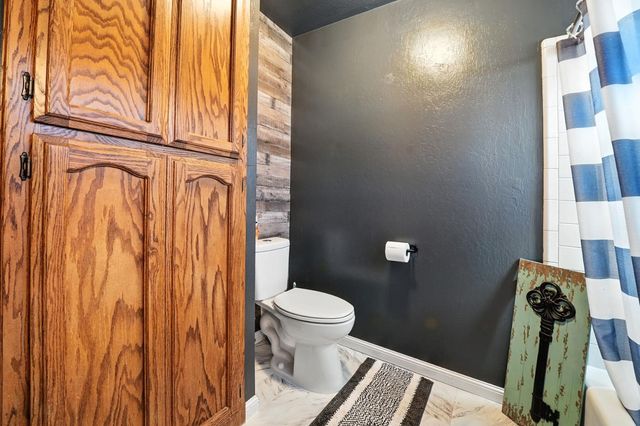 9680 Warren Rd, Valley Springs, CA 95252