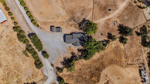 9680 Warren Rd, Valley Springs, CA 95252